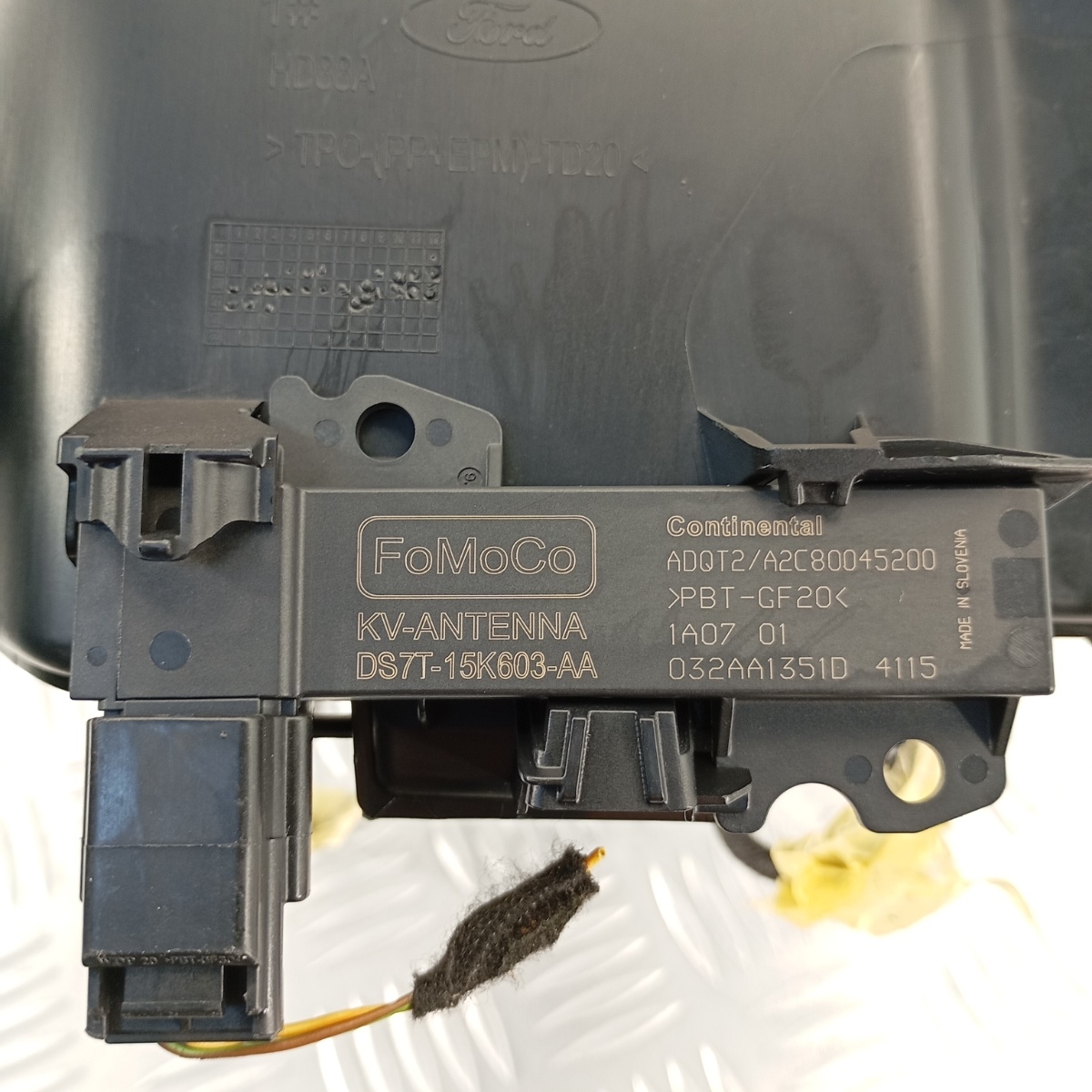 Tunnel Centrale Cambio Ford Puma MK2 2019> OEM L1TB-S044C82-ACW - immagine 3