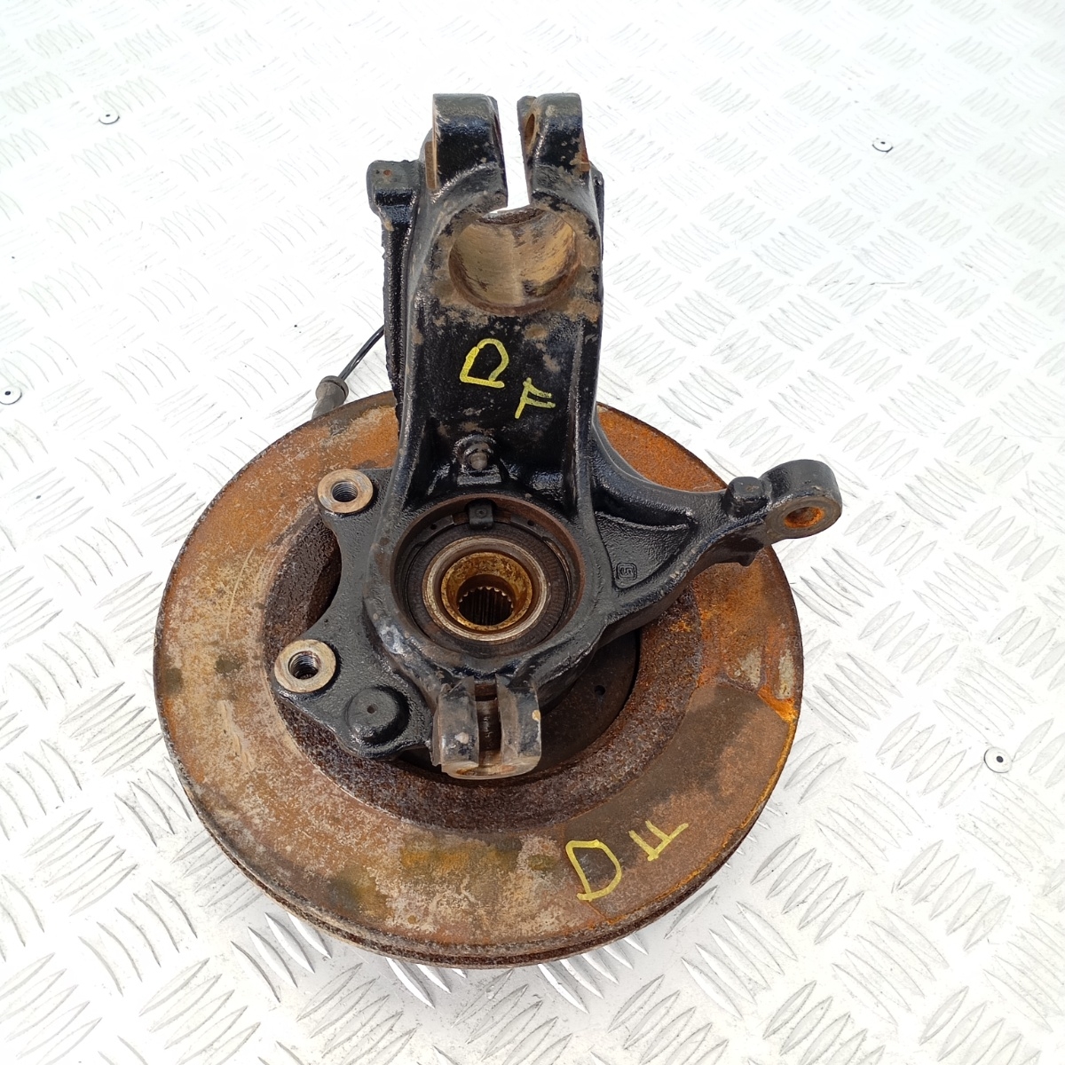 Fusello Mozzo Portamozzo Ant. DX Citroën DS3 1.6 VTi 2009–2020 con ABS e Disco - immagine 5