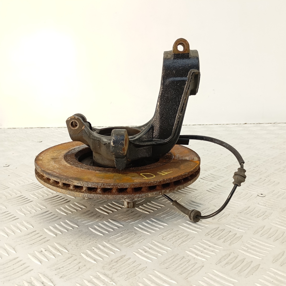 Fusello Mozzo Portamozzo Ant. DX Citroën DS3 1.6 VTi 2009–2020 con ABS e Disco - immagine 6