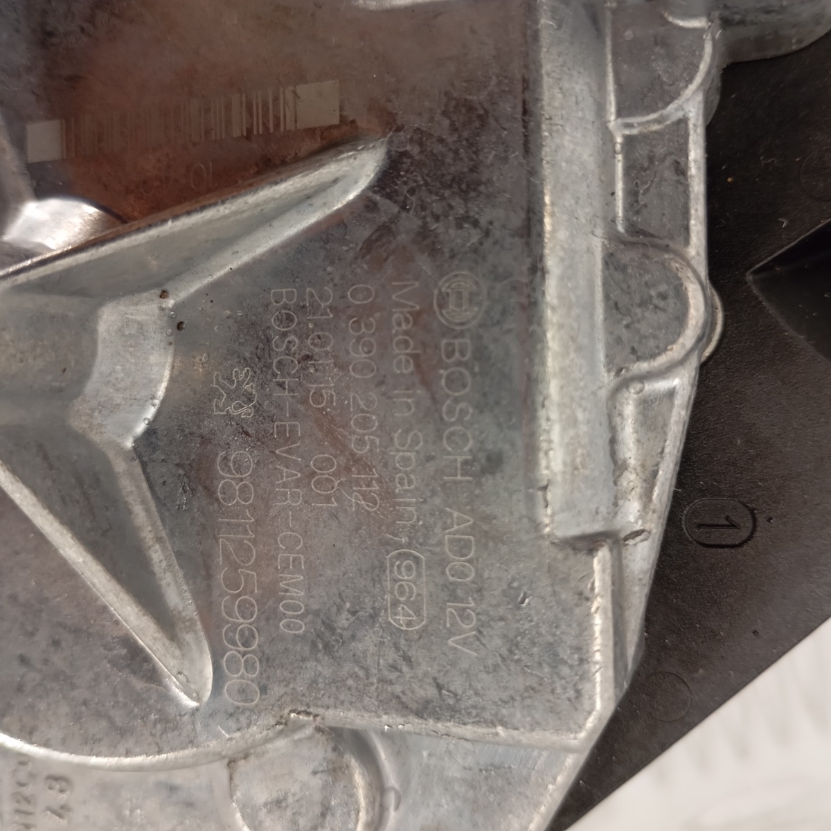 Motorino Tergicristallo Lunotto Peugeot 3008 5008 II 9811259980 Bosch - immagine 6