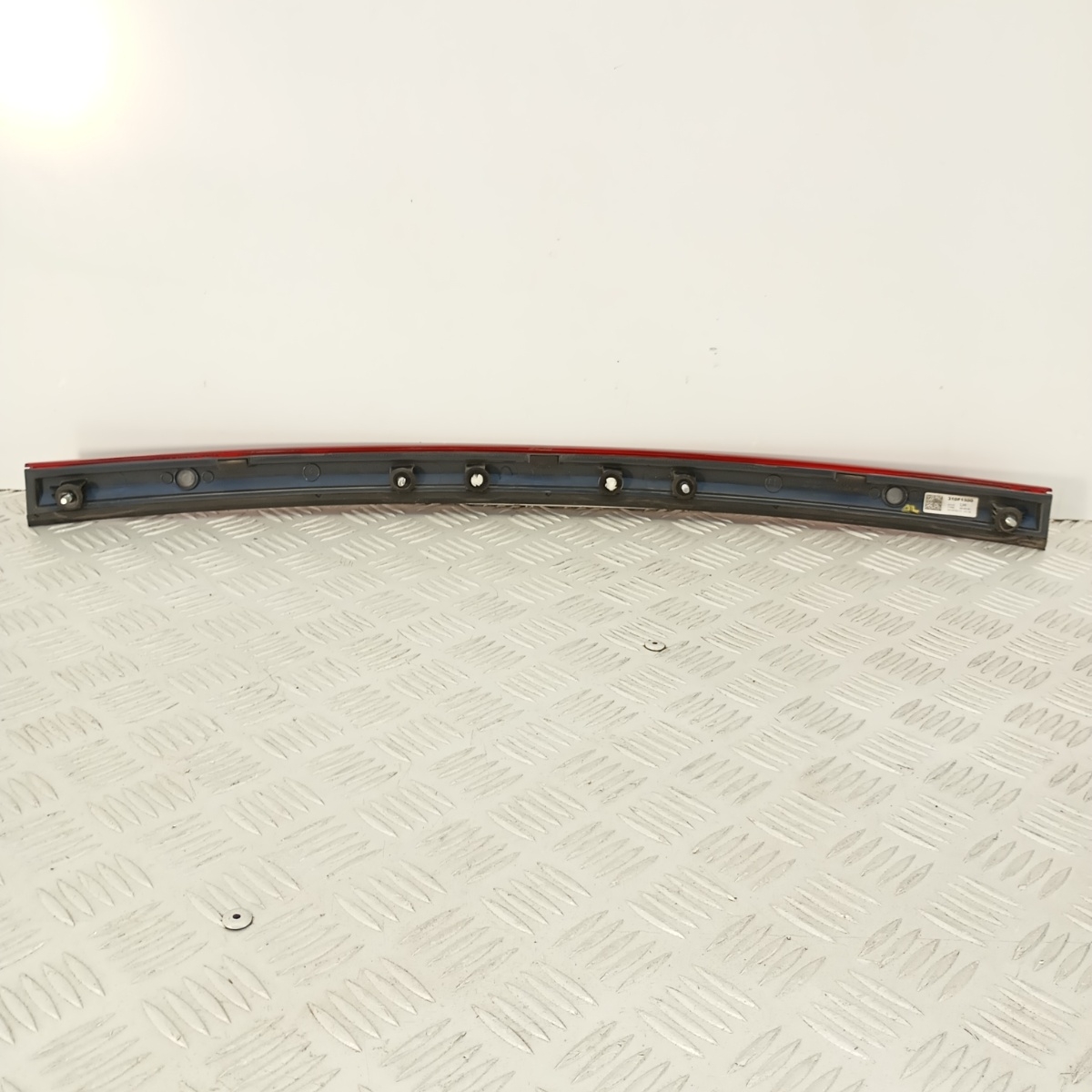 Catarinfrangente Portellone Posteriore KIA Sportage 2018-2021 OEM 87310F1500 - immagine 4