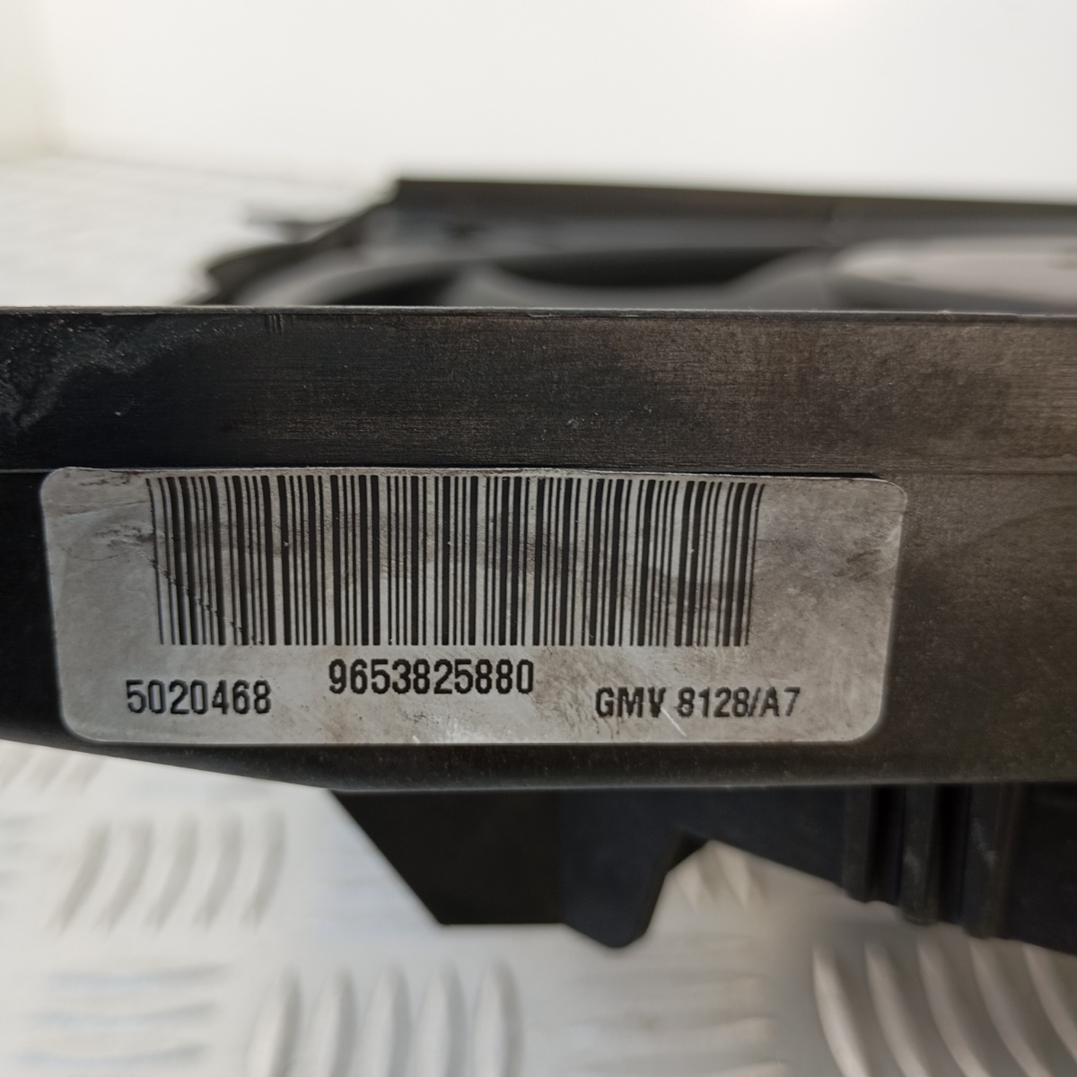 Gruppo Elettroventola Radiatore Peugeot 207 1.6 Citroën C2 C3 OEM 9653825880 - immagine 5