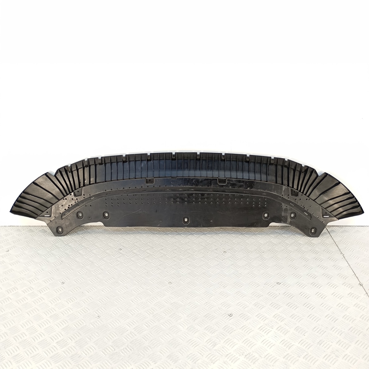 Protezione Sottoscocca Anteriore Audi A6 C8 2019–2025 OEM 4K0807611 - immagine 6
