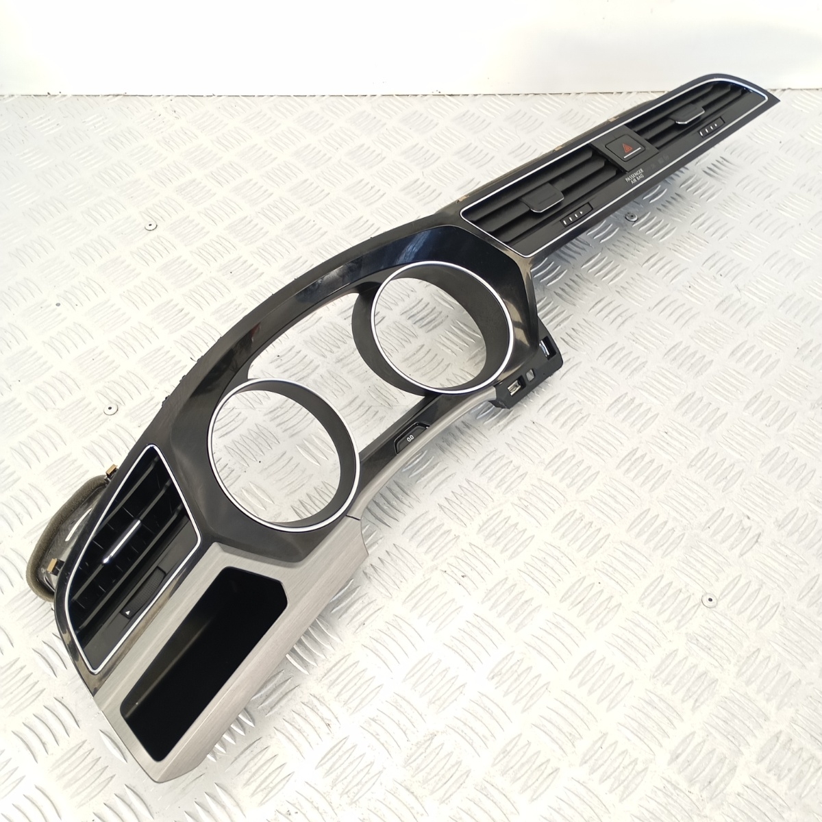 Cornice Cruscotto Centrale VW Touran II con Bocchette Aria 5TB858415A