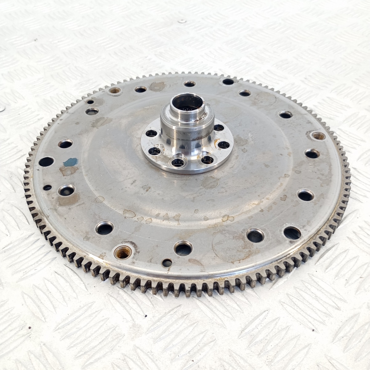 Volano frizione Audi A4 A5 A6 Q5 1.8 2.0 TFSI 2007-2018 06H105323P