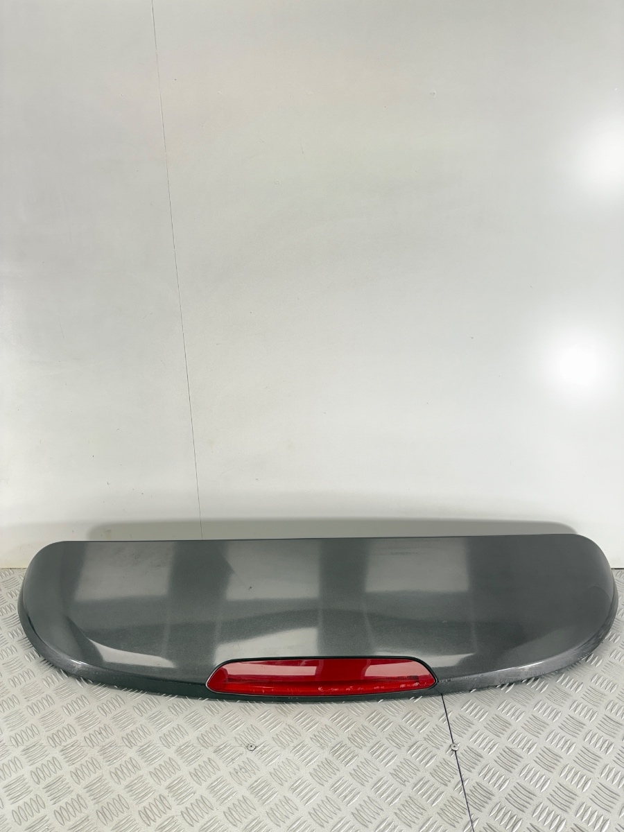 Spoiler Posteriore Jeep Renegade 2014-2022 OEM 07357175390 con terzo stop