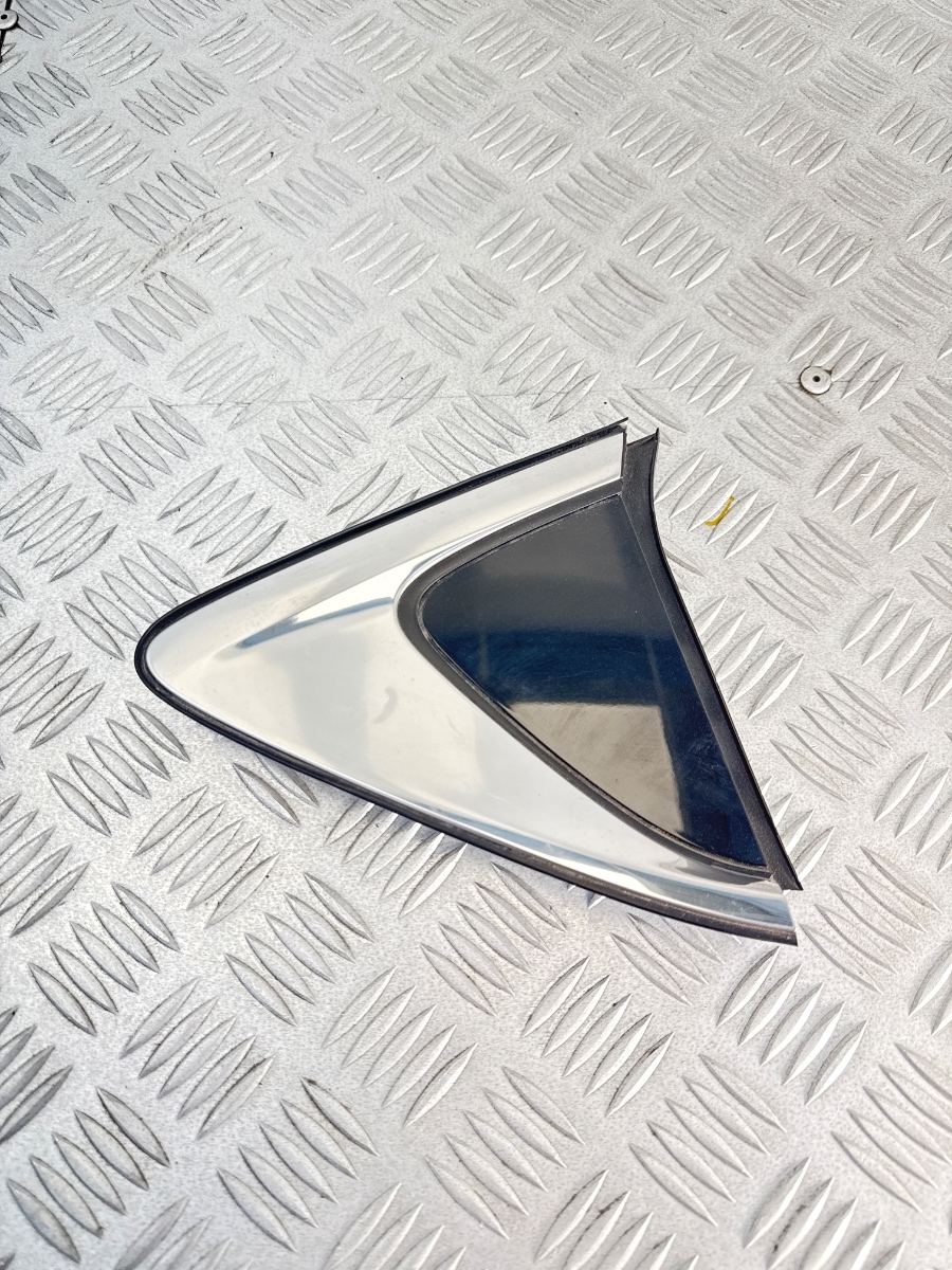 Inserto Cromato Portiera Posteriore Destra Mazda 6 Berlina OEM GJR950N10