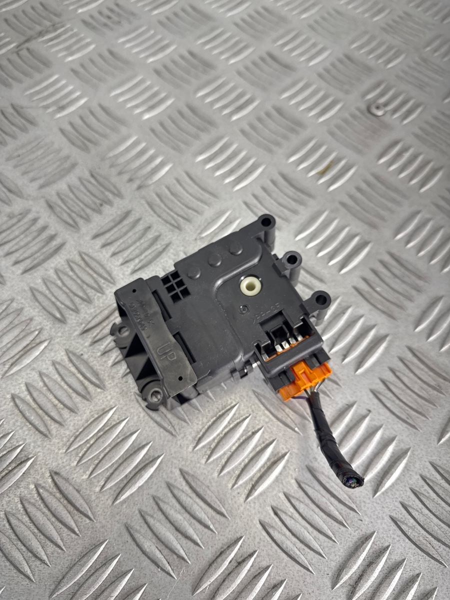 Motorino Attuatore Miscelazione Aria Mazda 6 Berlina CX-5 GA705KD49