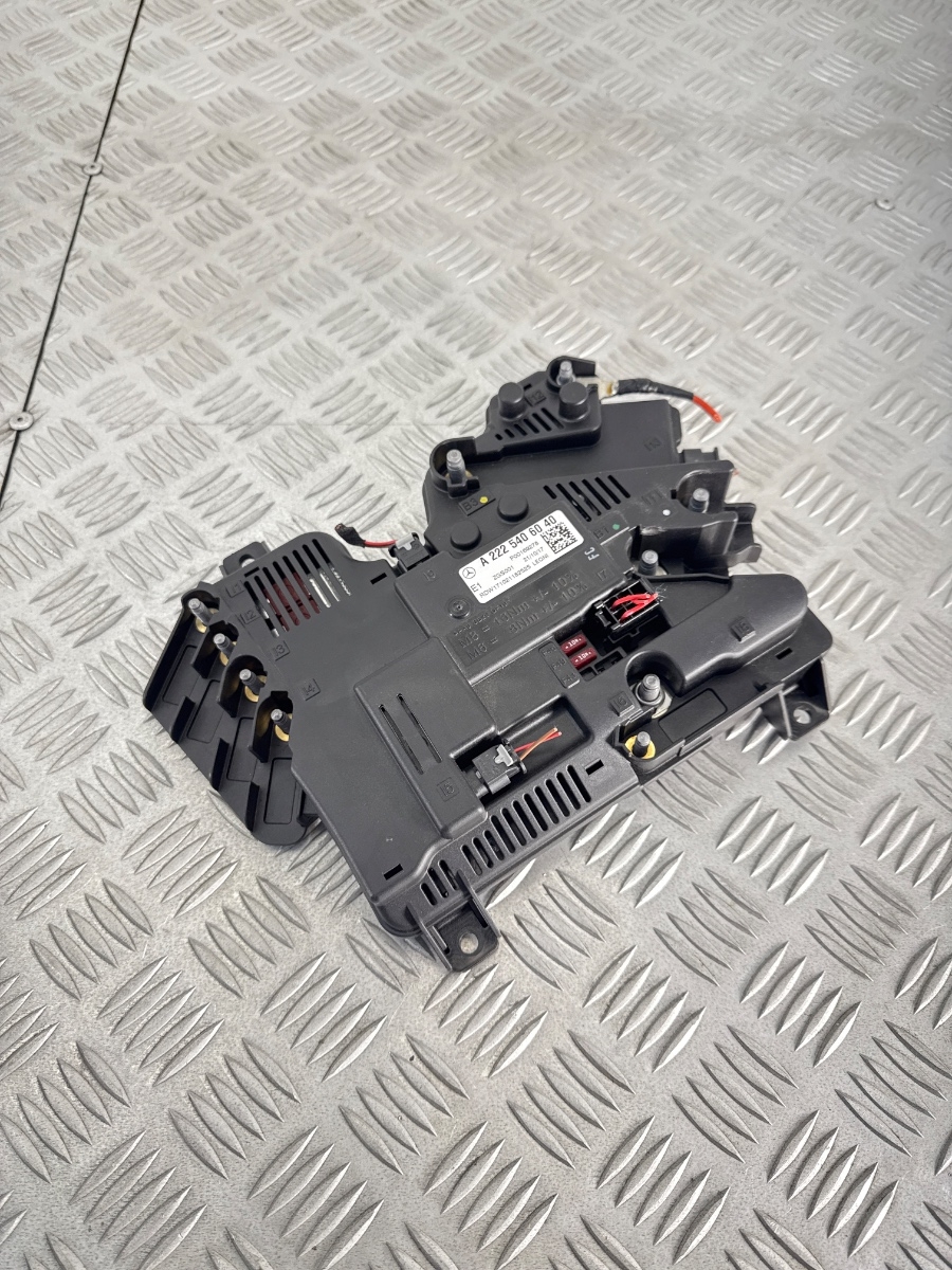 Modulo Fusibili Bagagliaio Mercedes Classe S W222 2018 A2225406040