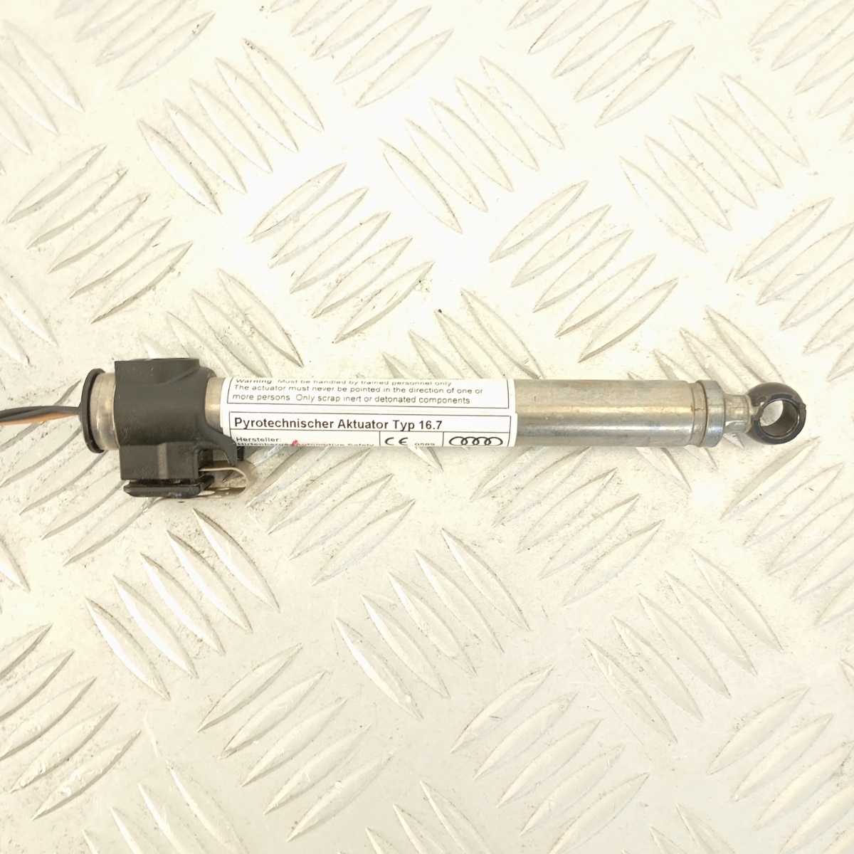 Attuatore Pirotecnico Cofano Audi Q5 SQ5 FY 2017–2025 80A823823 - immagine 5