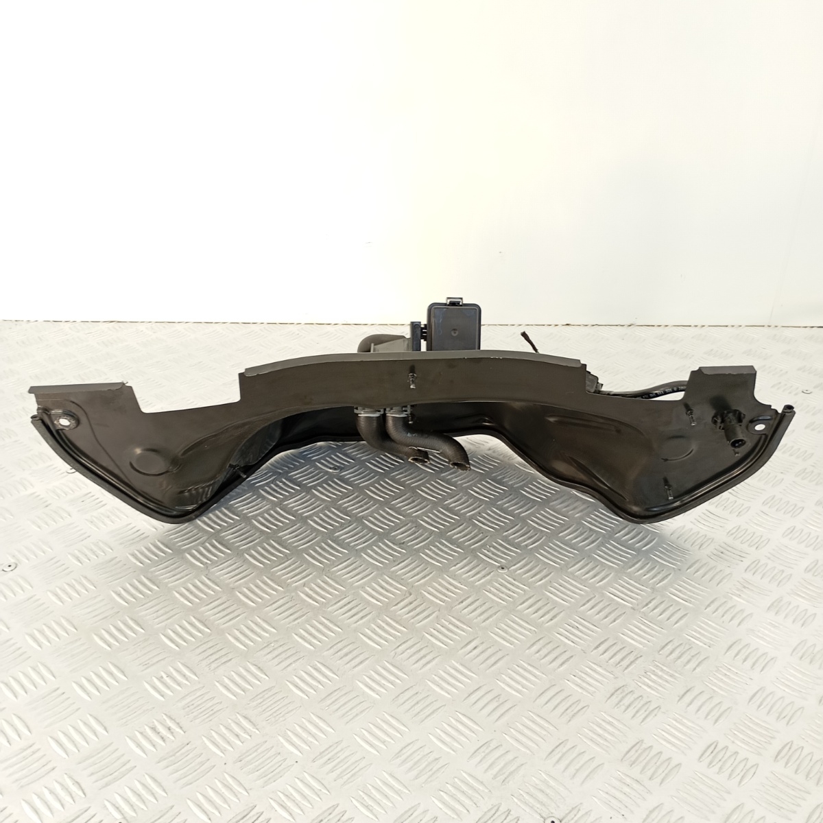 Copertura Superiore Vano Motore Audi A4 A5 B9 OEM 8W0819523F - immagine 2