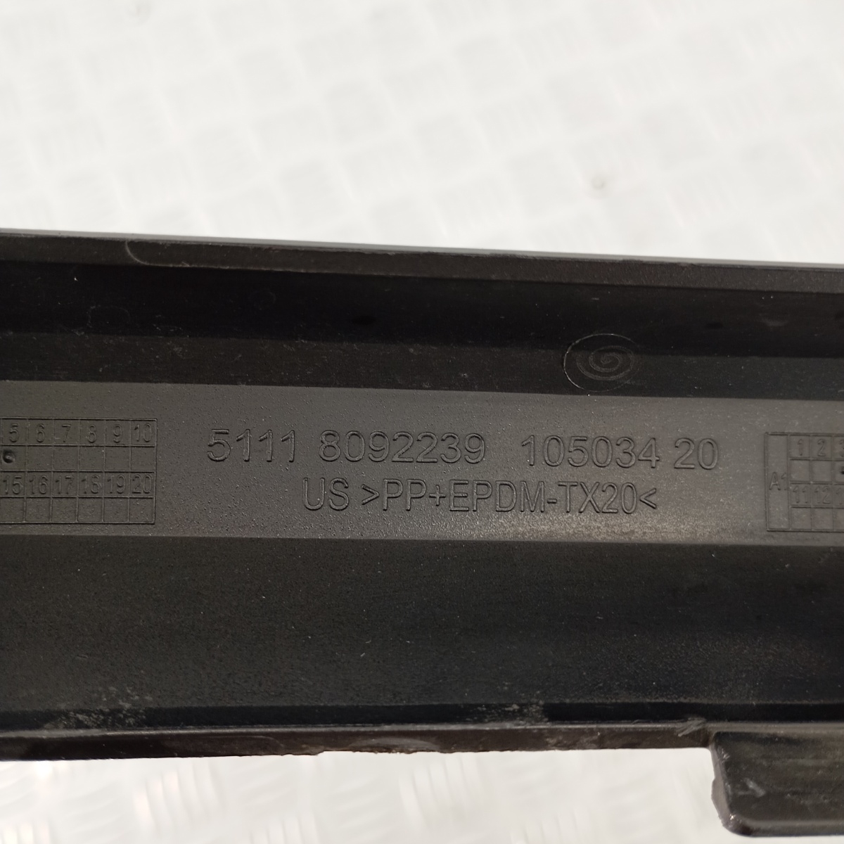 Cornice Griglia Paraurti Anteriore Sinistra BMW X6 G06 OEM 51118092247 - immagine 6