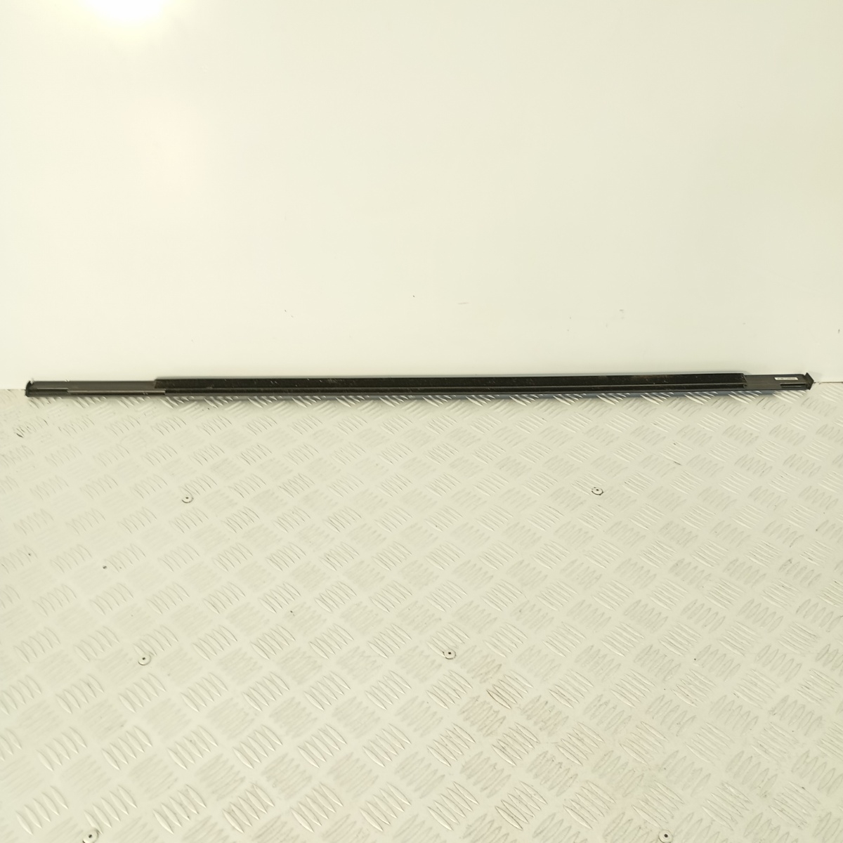 Profilo Finestrino Posteriore Sinistro Audi Q7 SQ7 4M08537633Q7 - immagine 8