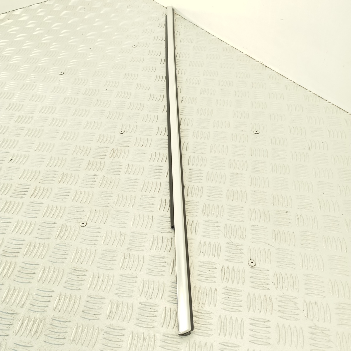 Profilo Finestrino Posteriore Sinistro Audi Q7 SQ7 4M08537633Q7 - immagine 4