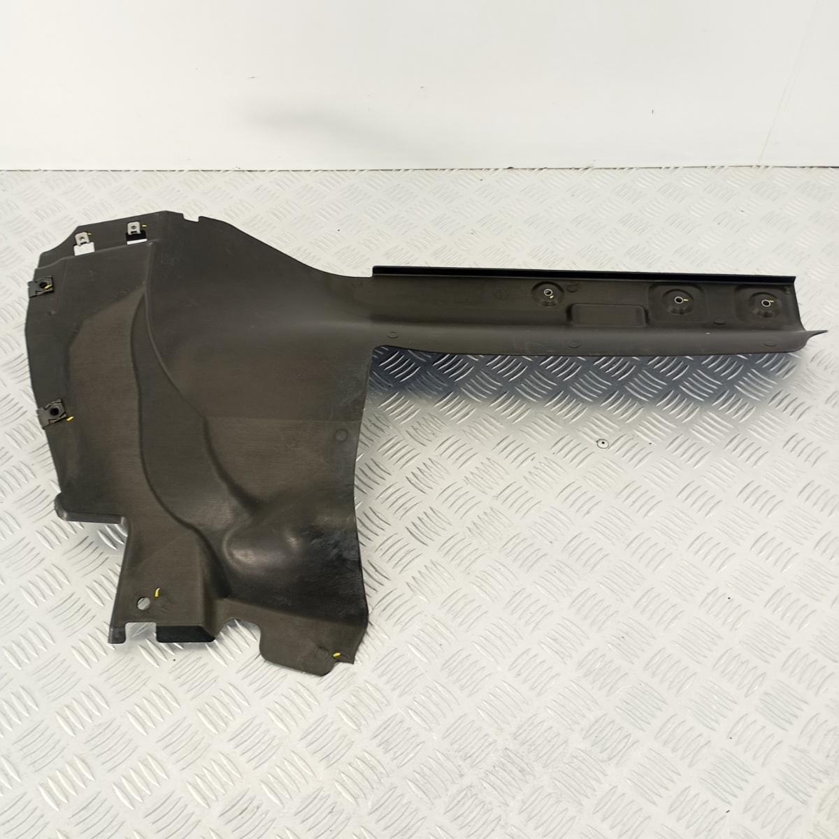 Carter Sottoscocca Posteriore Sinistro Alfa Stelvio 2021 OEM 50555608 - immagine 8
