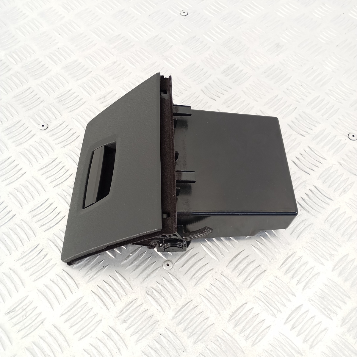 Cassetto Vano Portaoggetti BMW Serie 5 F10 F11 OEM 51169166696 - immagine 8
