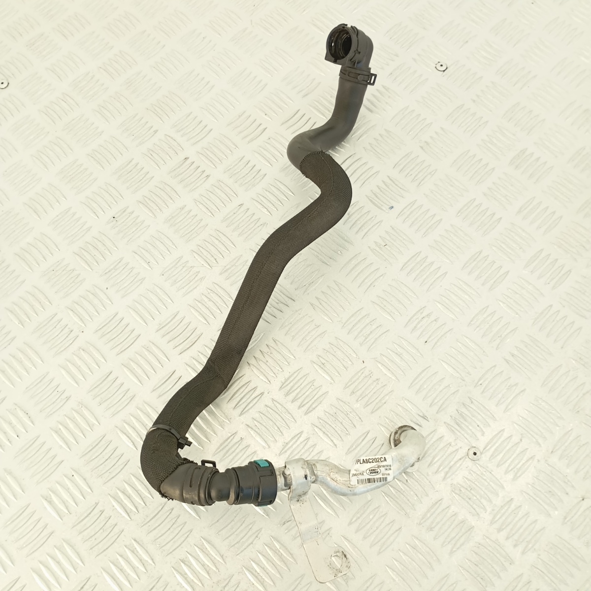 Tubo Acqua Motore Jaguar 3.0D XF F-Pace RR L494 SDV6 FPLA8C481CE - immagine 6