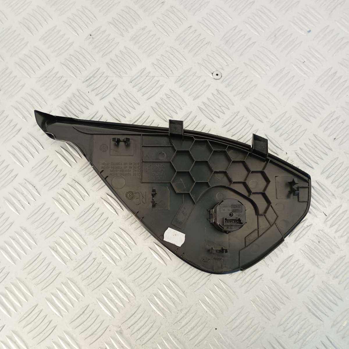 Copertura Interruttore Airbag Passeggero BMW Serie 5 F10 F11 9209790-06 - immagine 8