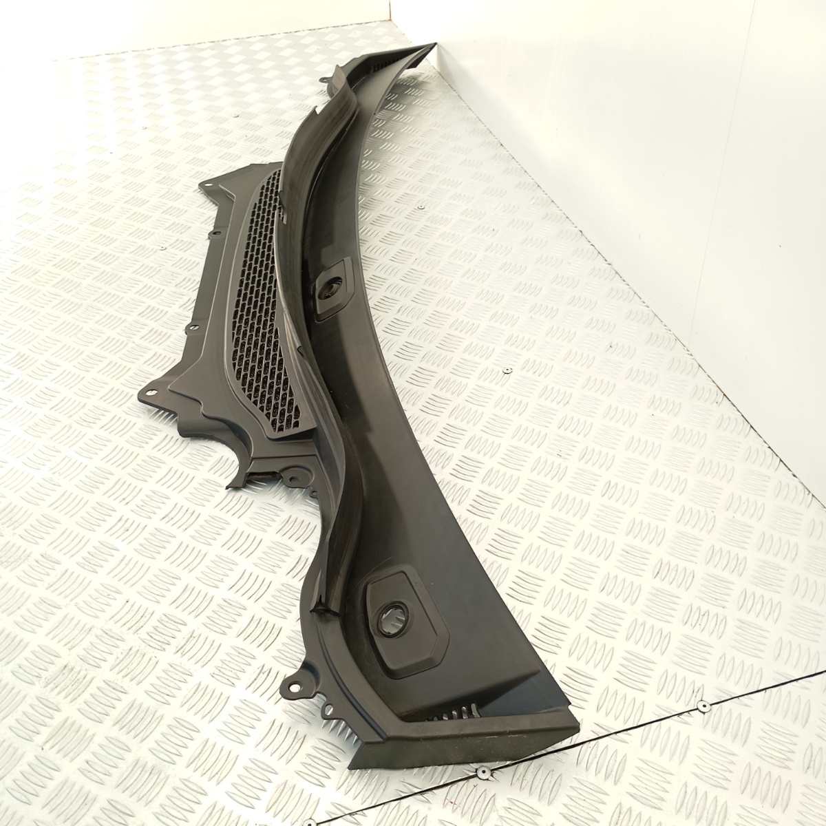 Gocciolatoio Vano Tergicristalli Land Rover L494 GPLA4105B - immagine 8