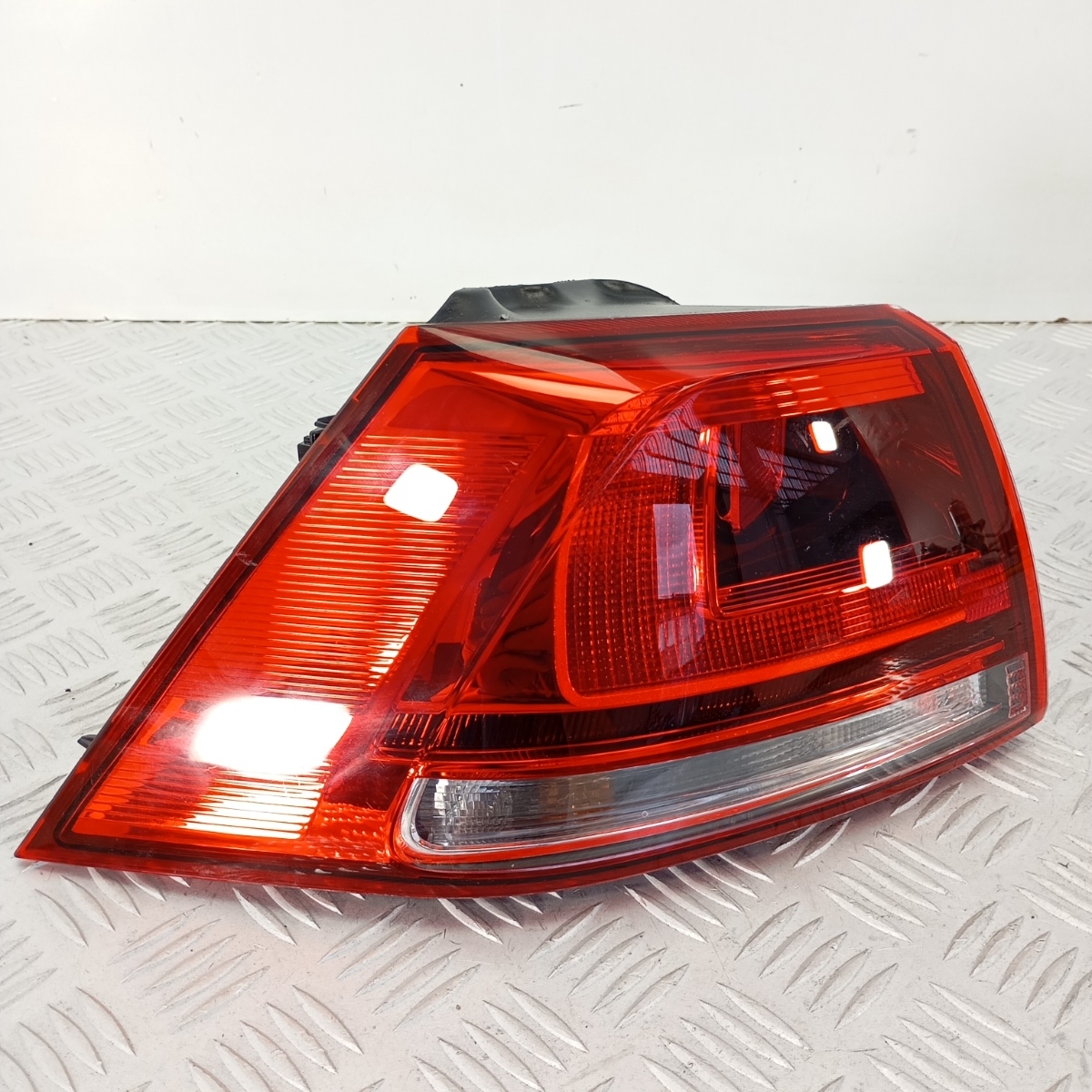 Fanale Posteriore Sinistro Esterno Volkswagen Golf 7 2012–2021 5G0945095P