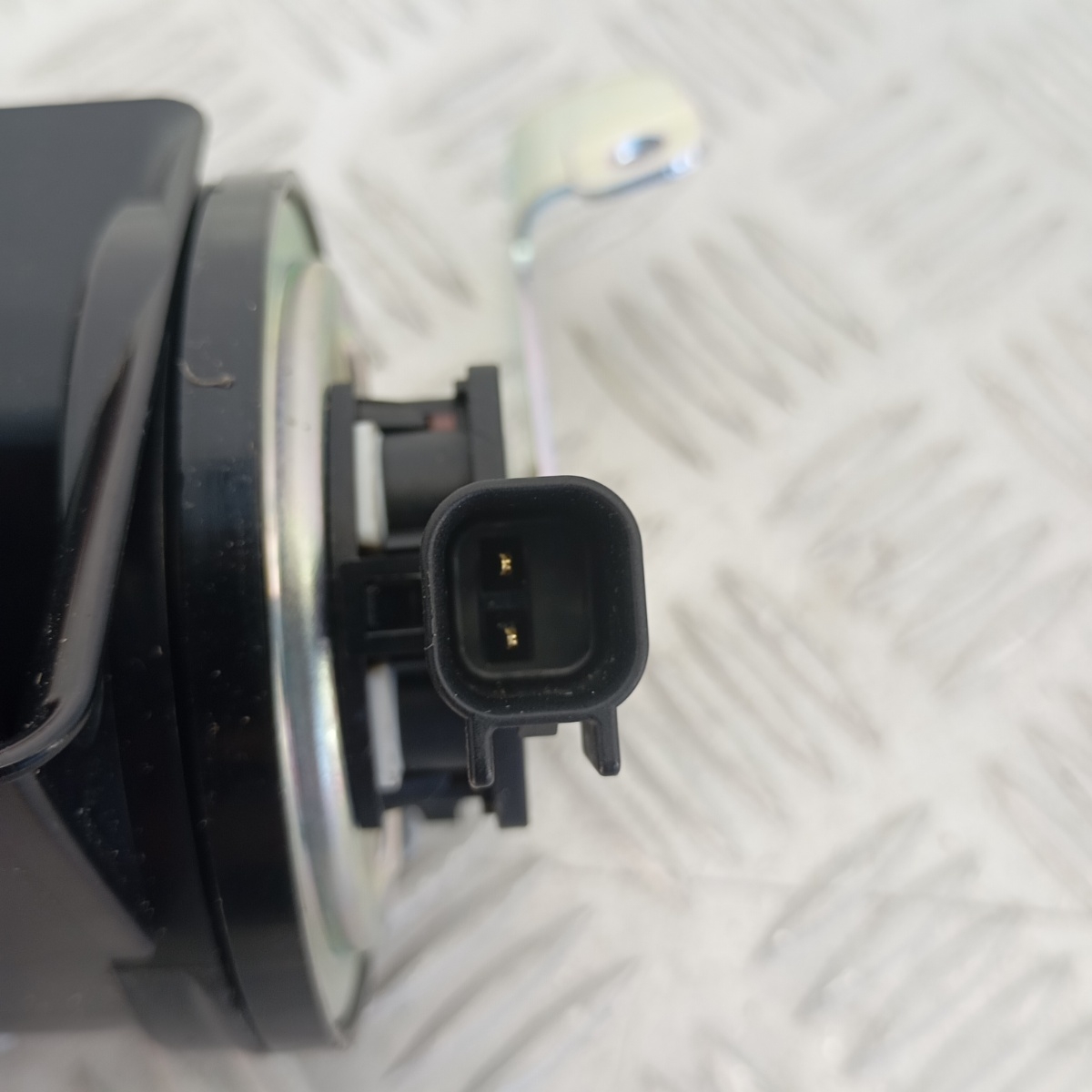 Clacson Avvisatore Acustico Tono Alto FIAMM AM80SX 12V 2 Pin AM80SX - immagine 9
