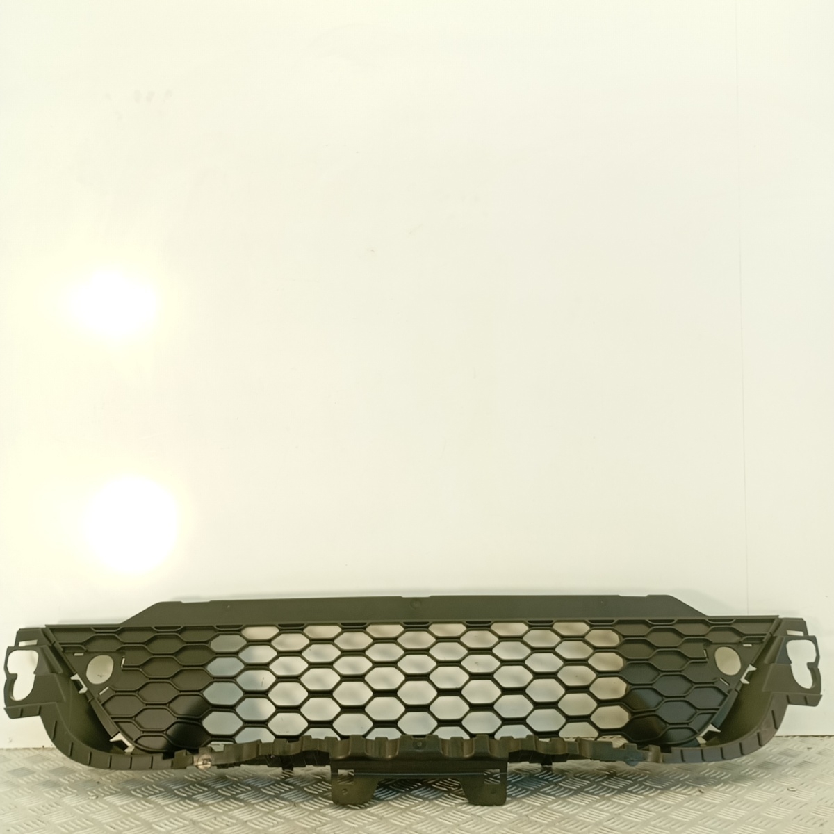 Griglia Inferiore Paraurti Anteriore Iveco Daily VI VII 2016–2023 5801529764 - immagine 4