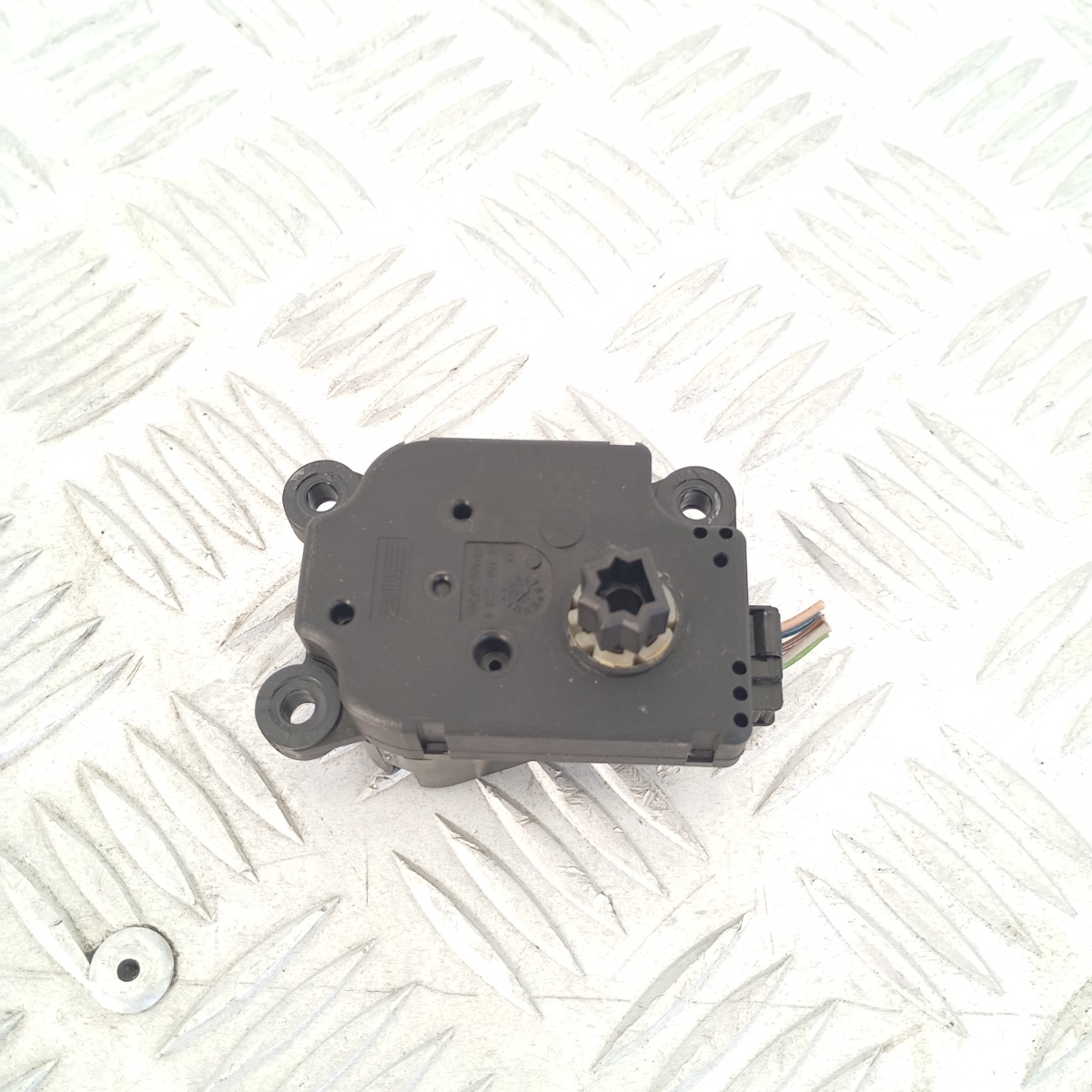 Motorino Flap HVAC Valeo Audi Q3 Golf A3 OEM F663746X.C - immagine 4