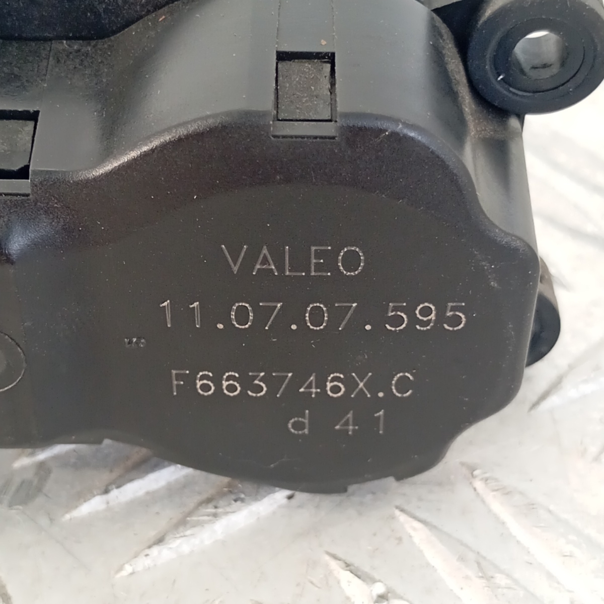 Motorino Flap HVAC Valeo Audi Q3 Golf A3 OEM F663746X.C - immagine 3