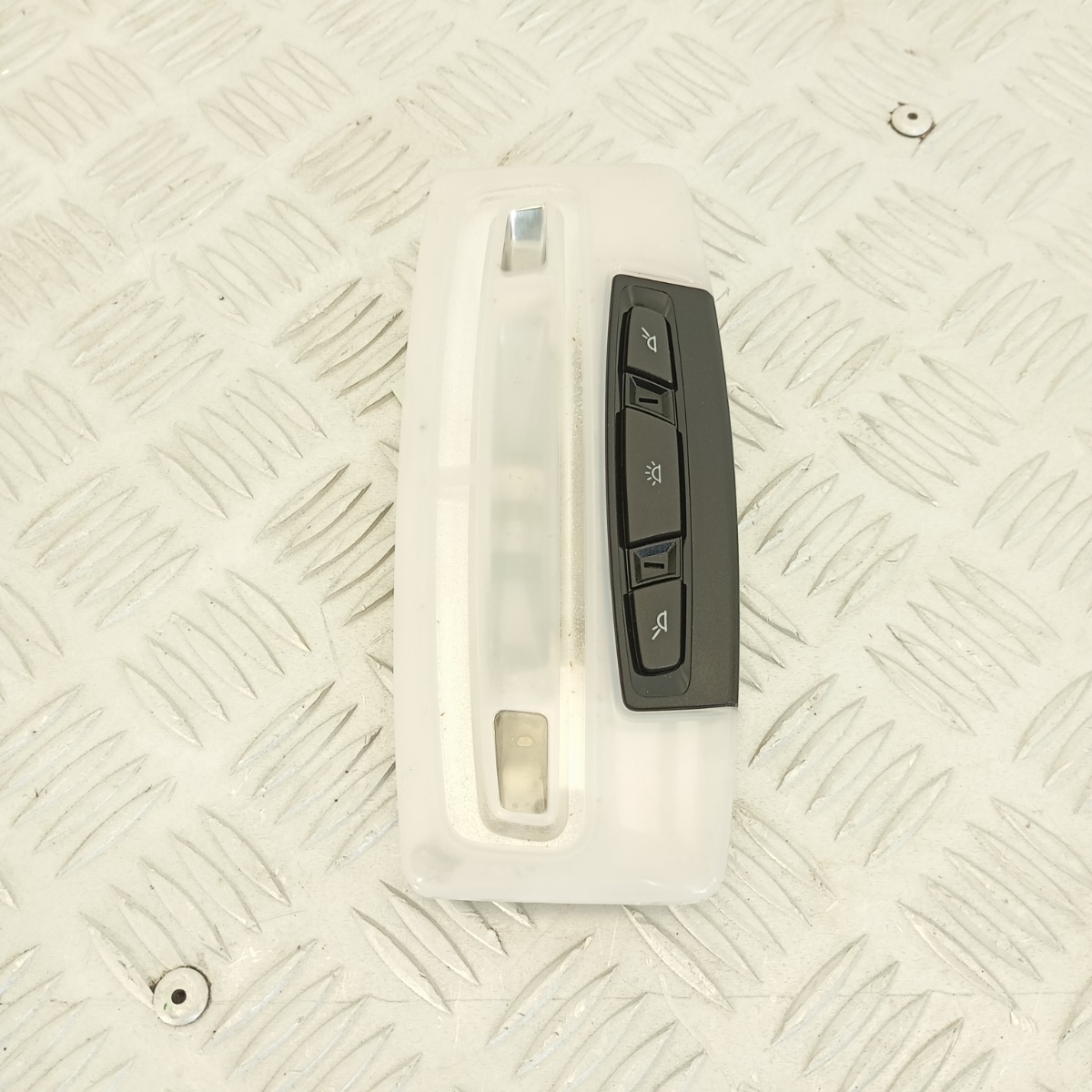 Plafoniera LED Posteriore BMW Serie 2 F45 / F46 OEM 179349-00 - immagine 6