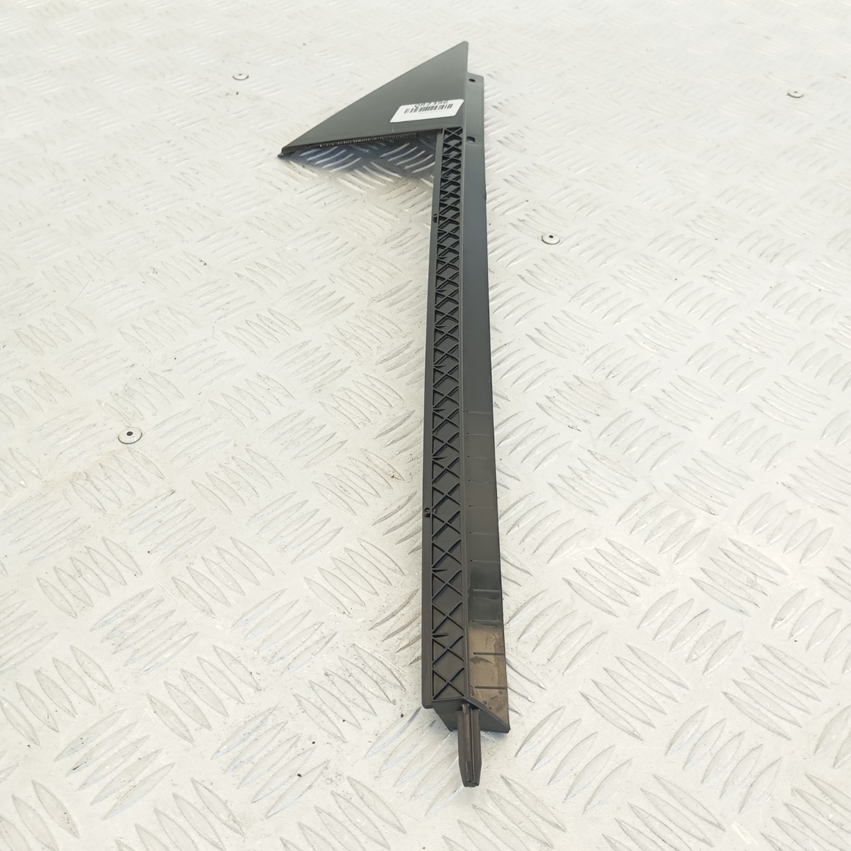 Finitura Esterna Vetro Posteriore Destro BMW Serie 2 F45 OEM 7373926 - immagine 4