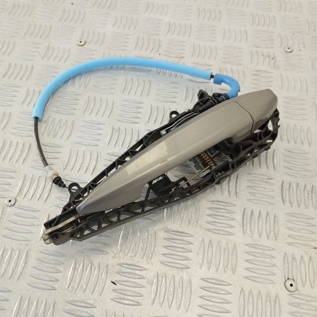Maniglia Porta Anteriore Destra BMW Serie 2 F45 OEM 7401210 - immagine 2