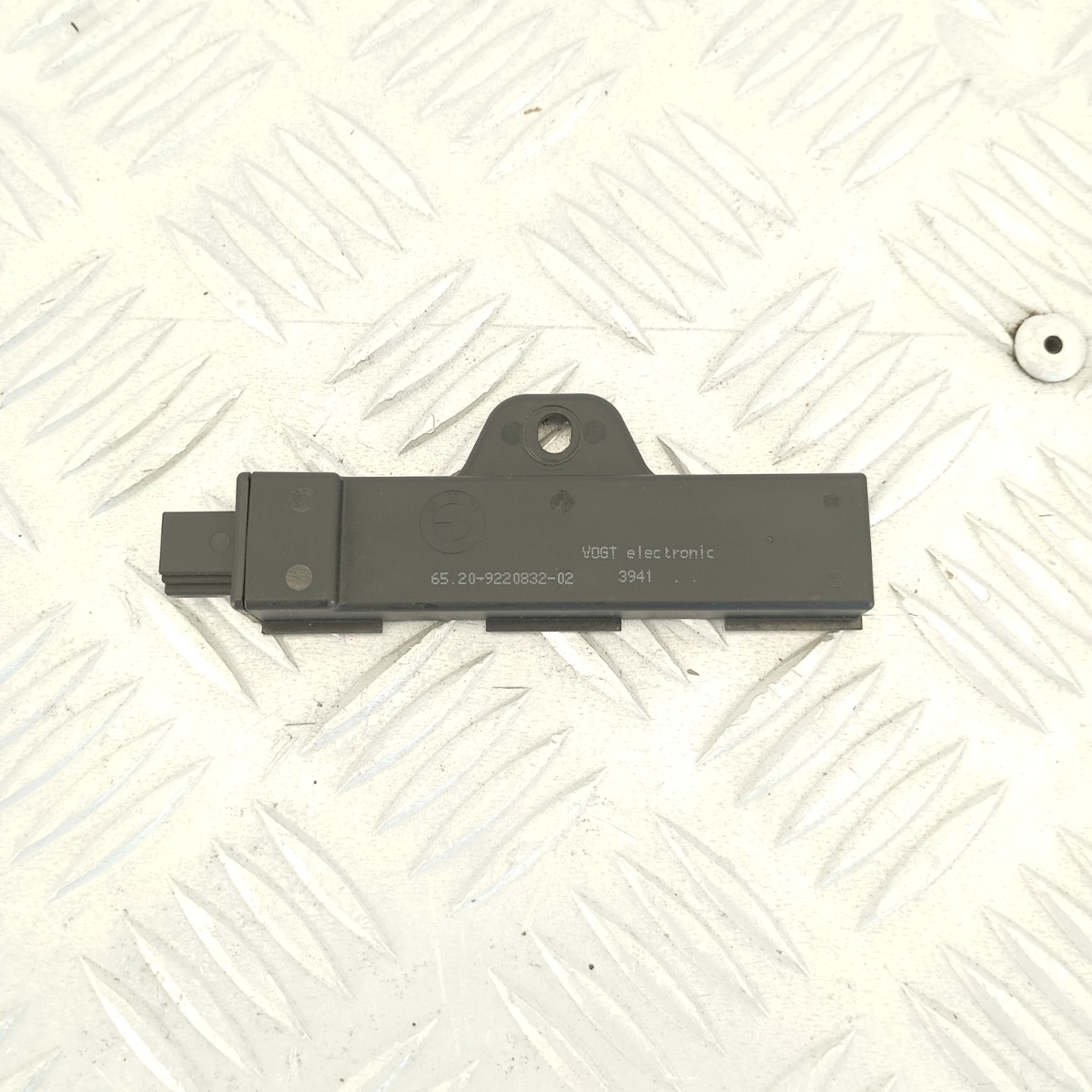 Antenna Keyless BMW Serie 2 F45Active Tourer 2014–2018 OEM 9220832-02 - immagine 2
