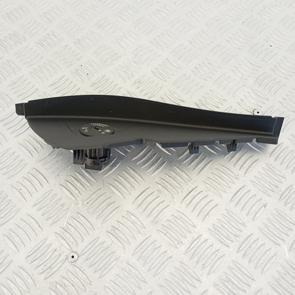 Pannello Airbag Passeggero BMW Serie 2 F45 F46 OEM 51459262980 - immagine 4