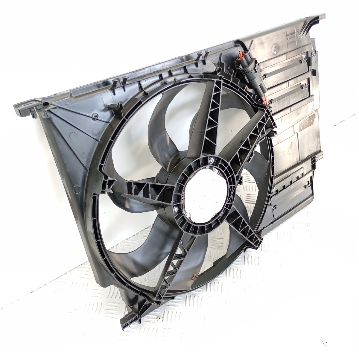 Elettroventilatore radiatore BMW 1.5 Diesel 2014-2020 7637188 - immagine 6