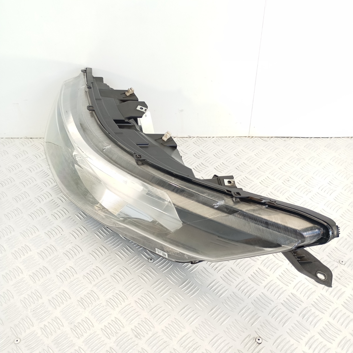 Faro Anteriore Destro Iveco Daily 2014-2019 Originale OEM 5801473750 - immagine 10