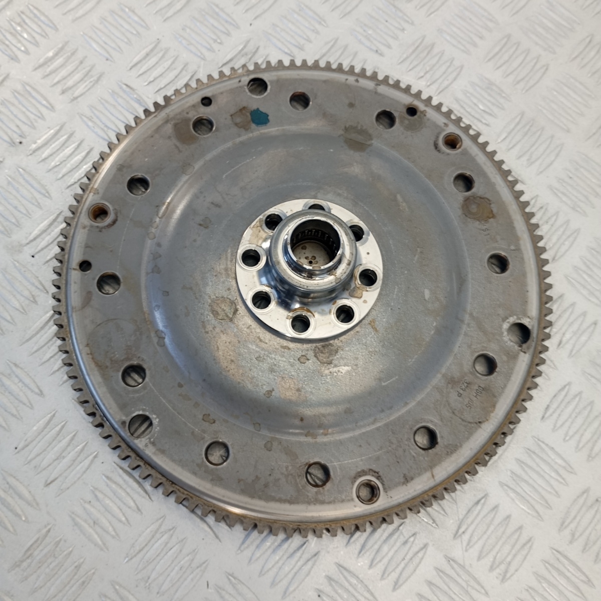 Volano frizione Audi A4 A5 A6 Q5 1.8 2.0 TFSI 2007-2018 06H105323P - immagine 3