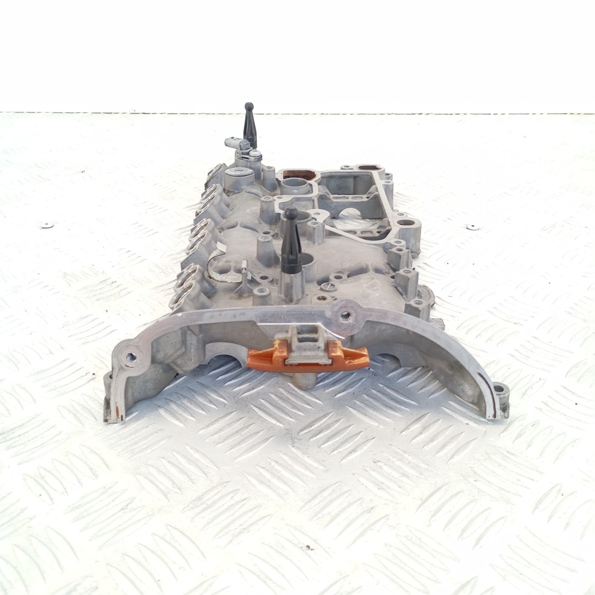 Coperchio Supporto Alberi a Camme Audi A4 B8 1.8 TFSI 06K103475D - immagine 3