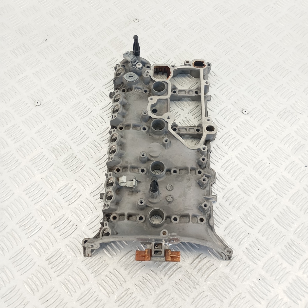 Coperchio Supporto Alberi a Camme Audi A4 B8 1.8 TFSI 06K103475D - immagine 4