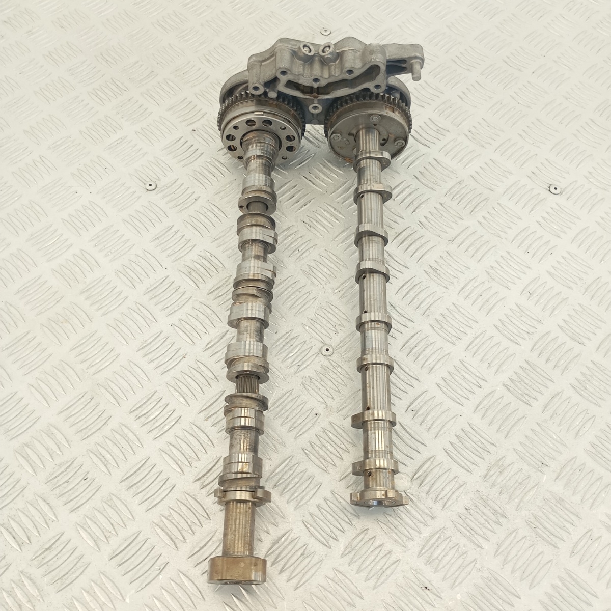 Coppia Alberi a Camme Audi A4 B8 1.8 TFSI Benzina – OEM 06L103166D - immagine 4