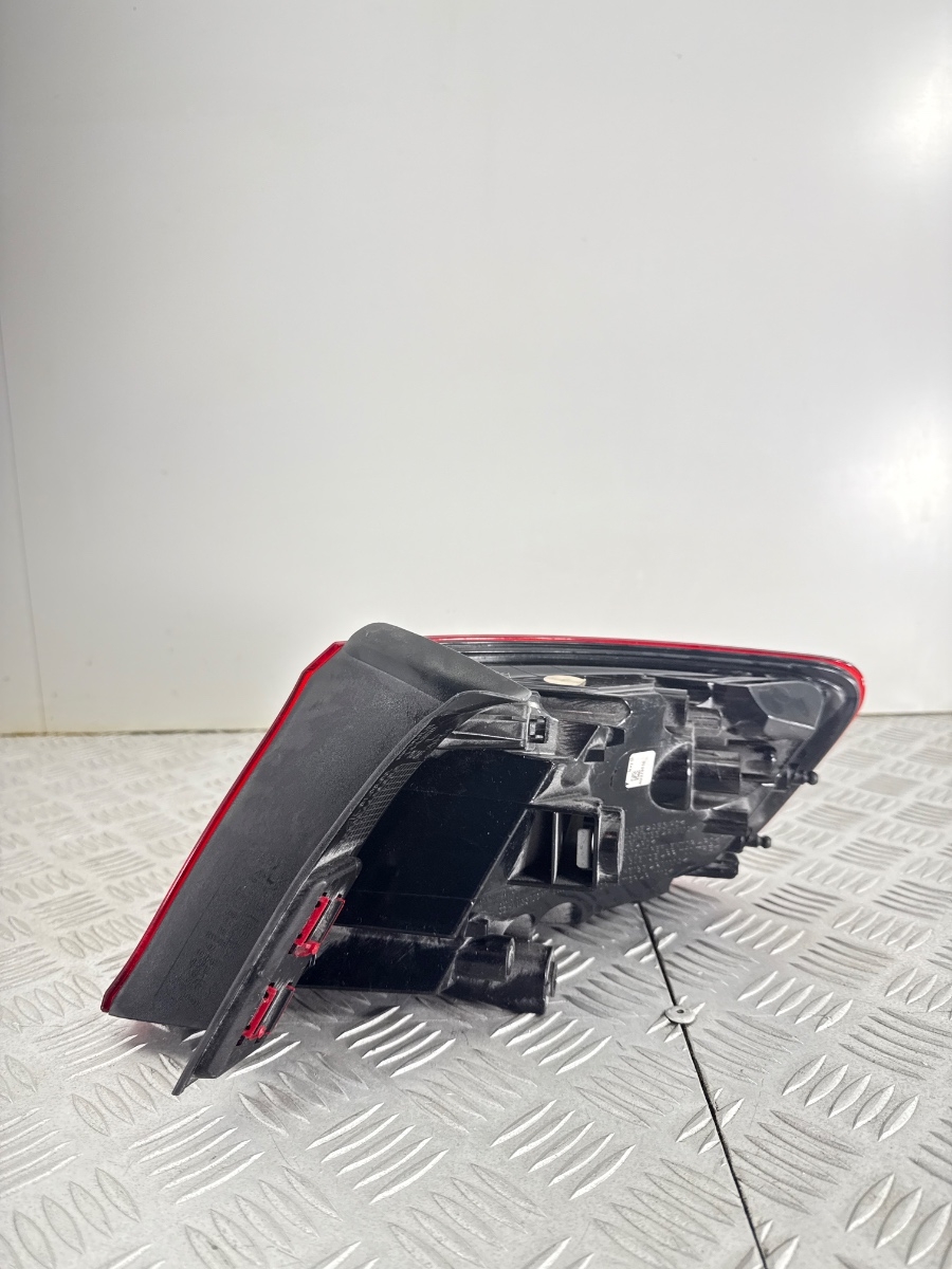Fanale Posteriore Sinistro Esterno Audi A3 8V 2012-2016 OEM AU373T1E - immagine 3