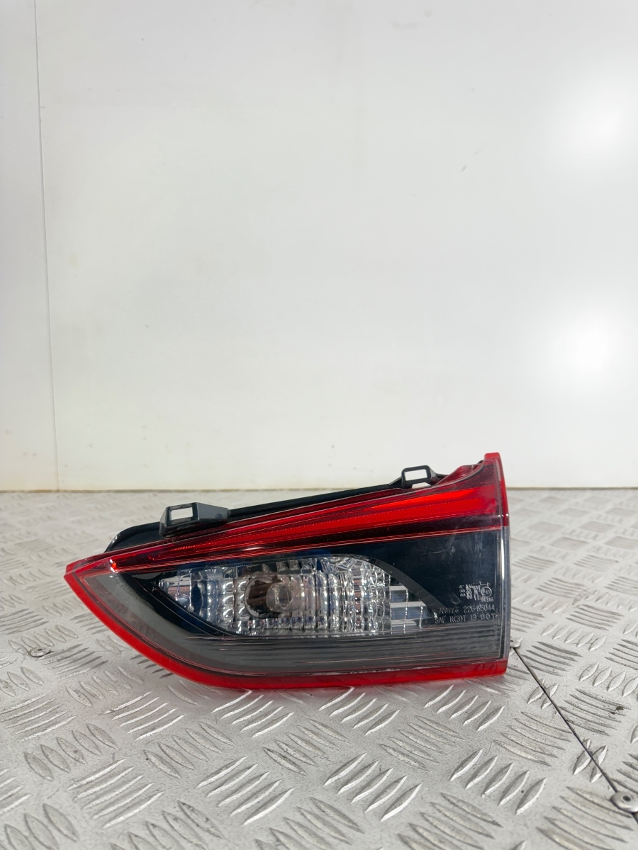 Fanale Posteriore Interno Destro Mazda 6 MK3 Berlina OEM 226-65044