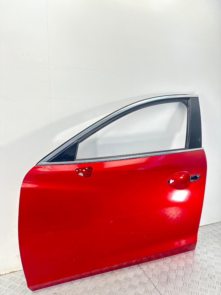 Porta Anteriore Sinistra Mazda 6 GJ GL 2019 OEM GHP959010 Rossa