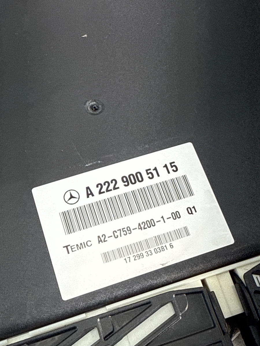 Centralina Sospensioni Airmatic Mercedes Classe S W222 A2229005115 - immagine 2