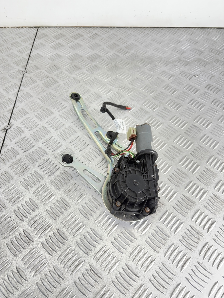 Motorino Apertura Bagagliaio Mercedes Classe S W222 AMG A2228200442 - immagine 2
