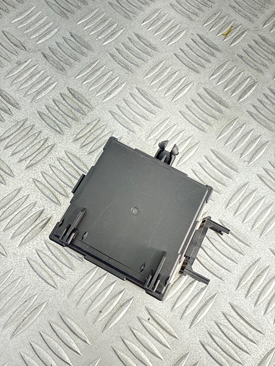 Centralina Porta Anteriore Sinistra Mercedes E S W222 A2139000718 - immagine 3