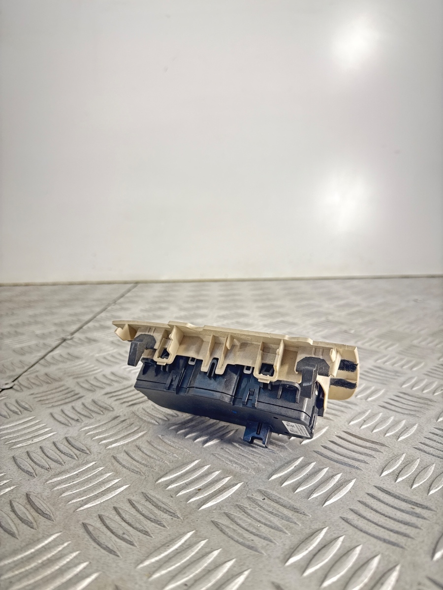 Modulo Comando Luci Fari BMW X5 F15 OEM 931172704 - immagine 3