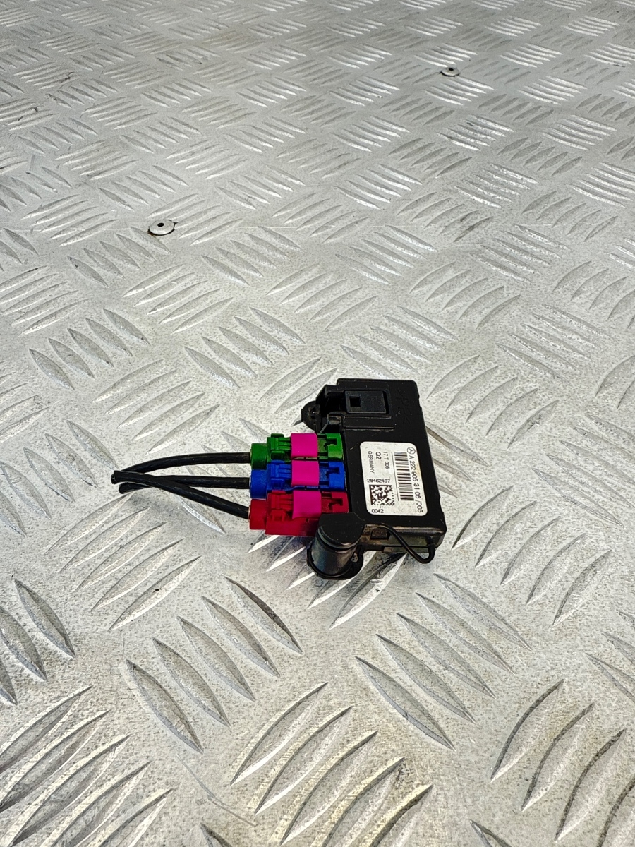 Modulo Amplificatore Antenna Mercedes A B C E S GLC GLE A2229053106 - immagine 2