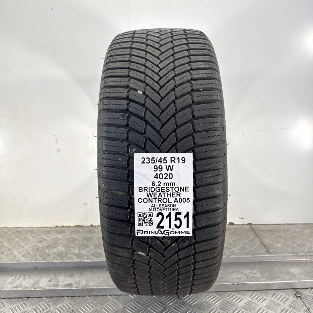 Pneumatico Usato 235 45 R19 99W Bridgestone Weather Control A005 78% 4 Stagioni