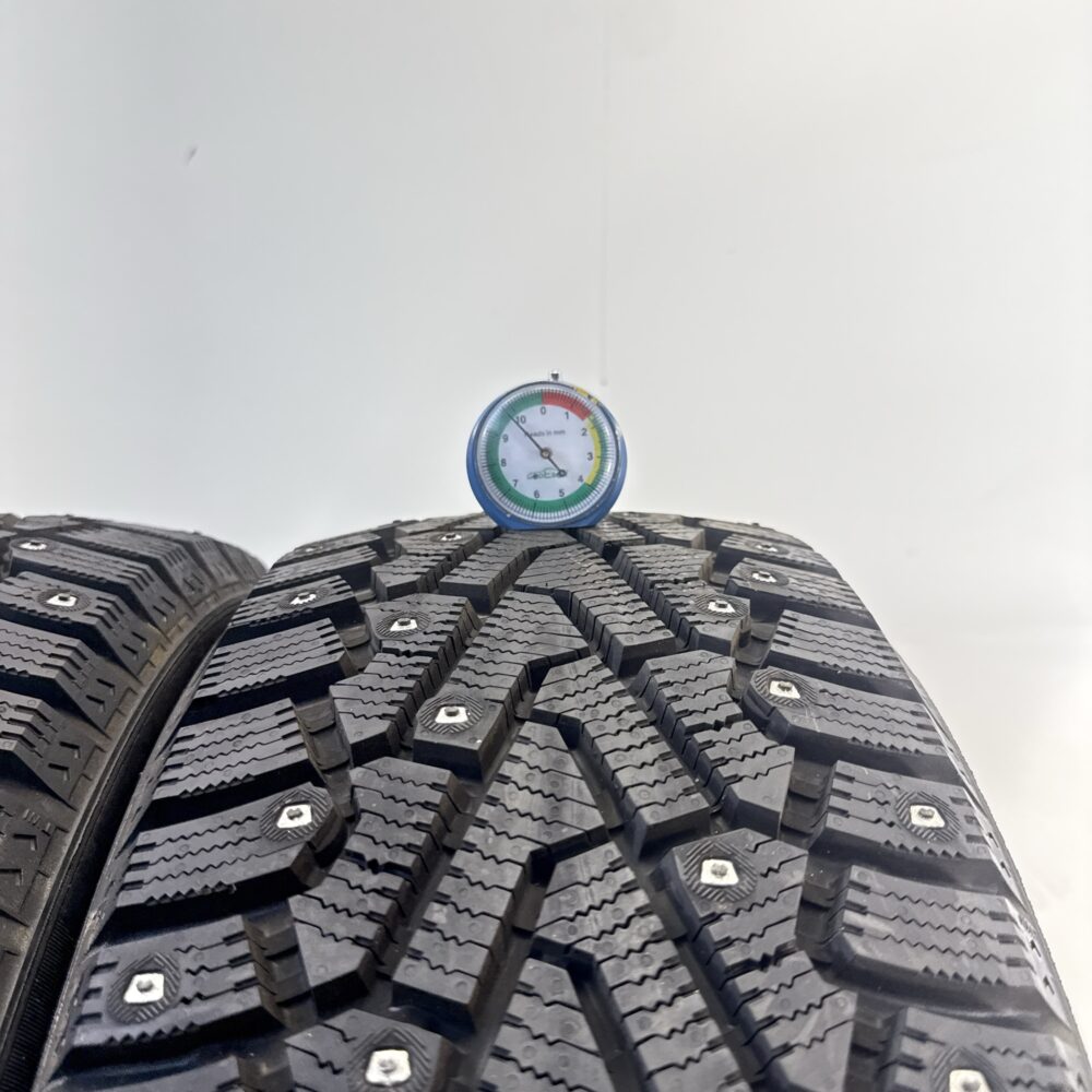 Gomme Usate 205 60 R16 96T Pirelli Ice Zero Studded 100% Invernali - immagine 2