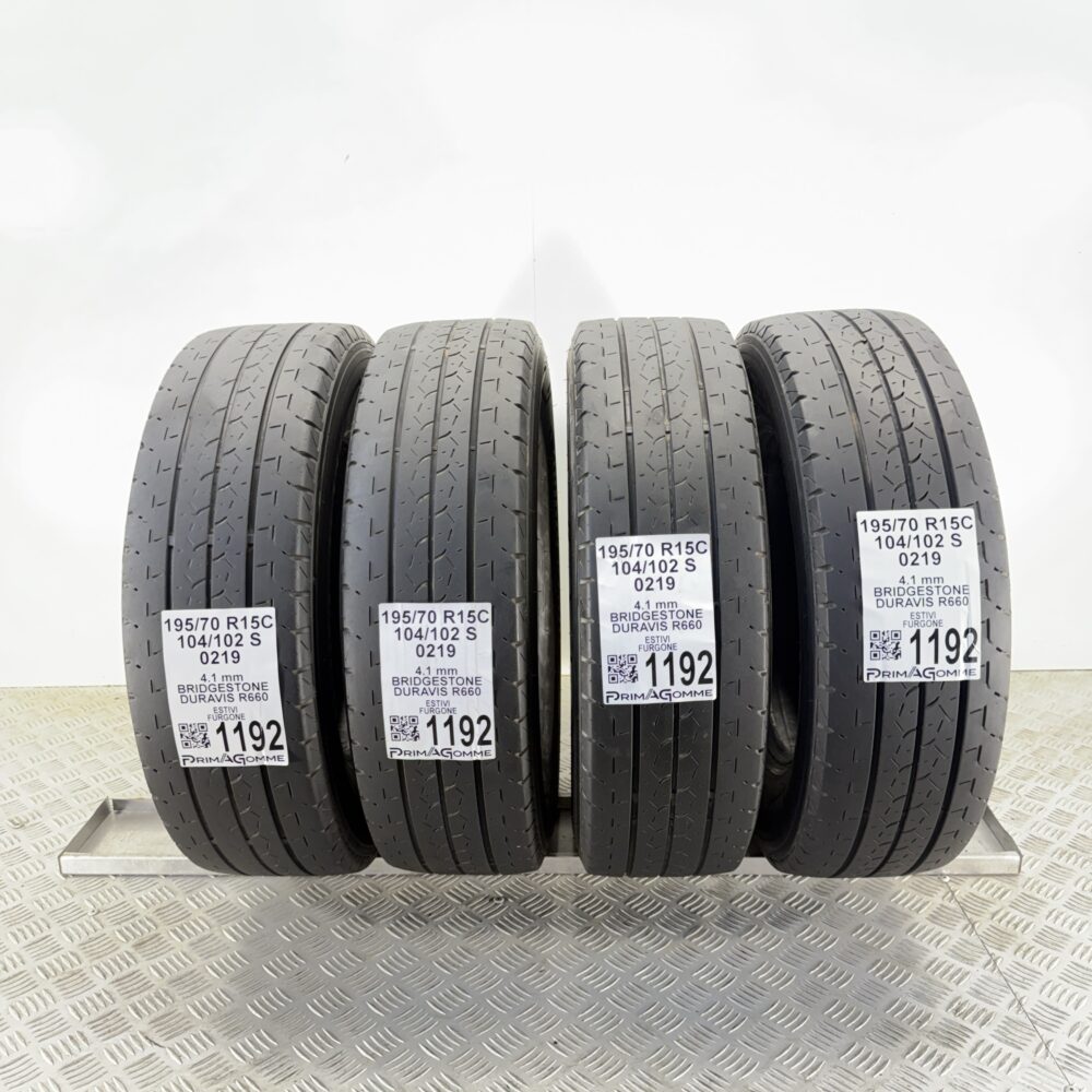 Gomme Usate 195 70 R15C 104 102S Bridgestone Duravis R660 Estive